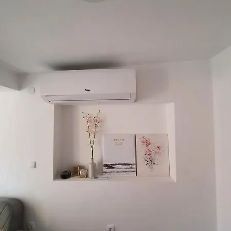 I Apartment