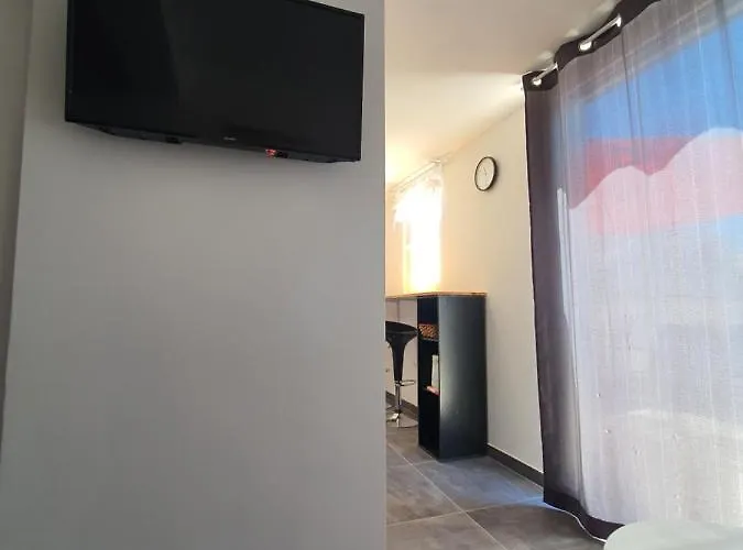 I アパート ヴィンイェラック